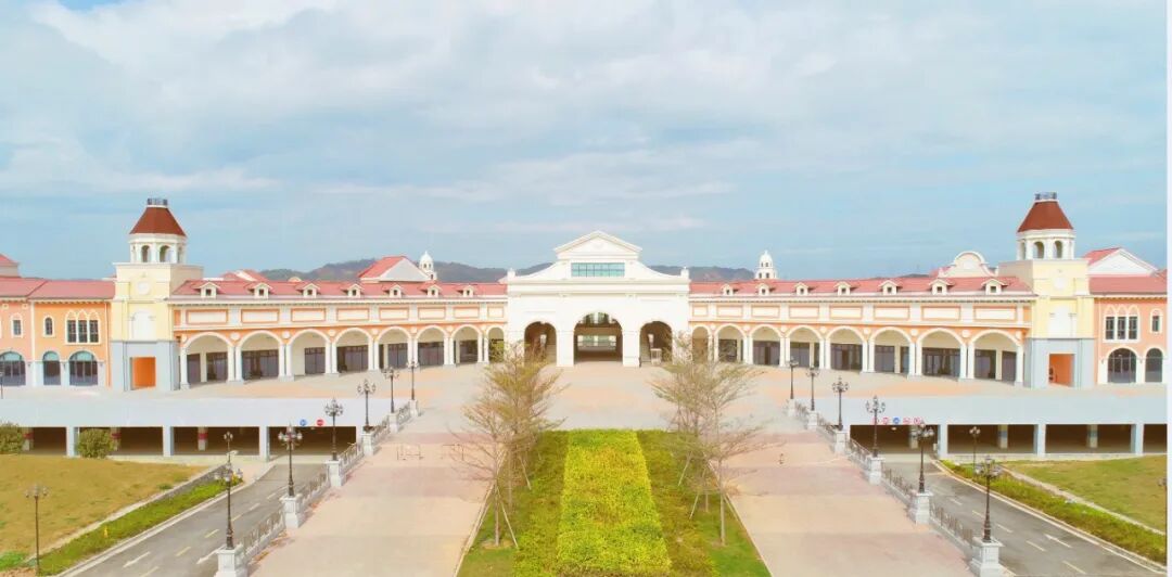 户型不够刚+步行地铁站25*+均价1.7万，珠江壹城值得买吗？