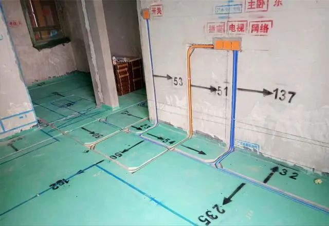 一包水泥能鋪多少平方_50平方鋪防腐木多少錢(qián)_50平方鋪木地板多少錢(qián)