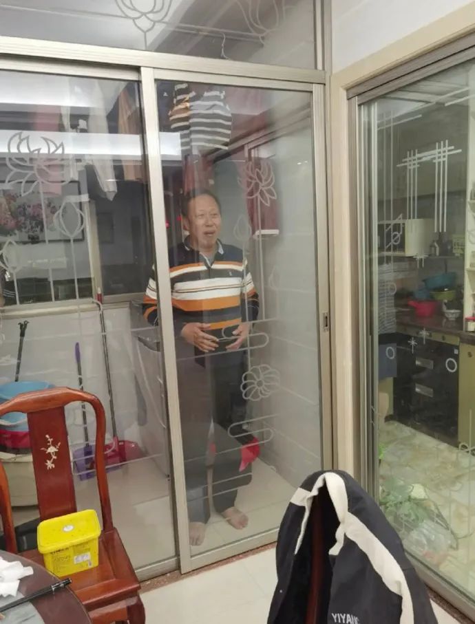 美女逗狗逗猫所引出的问题-微信头条网 美女逗狗逗猫所引出的问题
