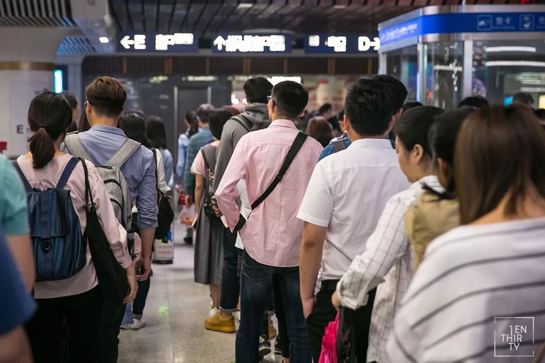 “作死”实测武汉最拥挤的地铁站！猜到了冠军也猜不中结局......