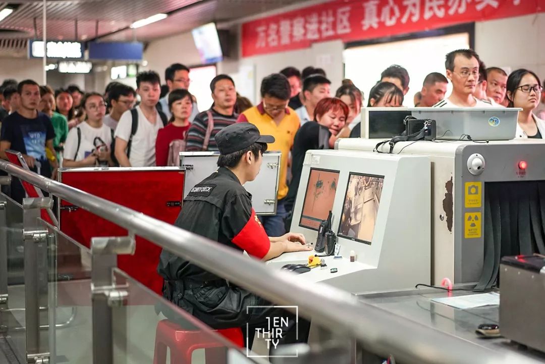 “作死”实测武汉最拥挤的地铁站！猜到了冠军也猜不中结局......
