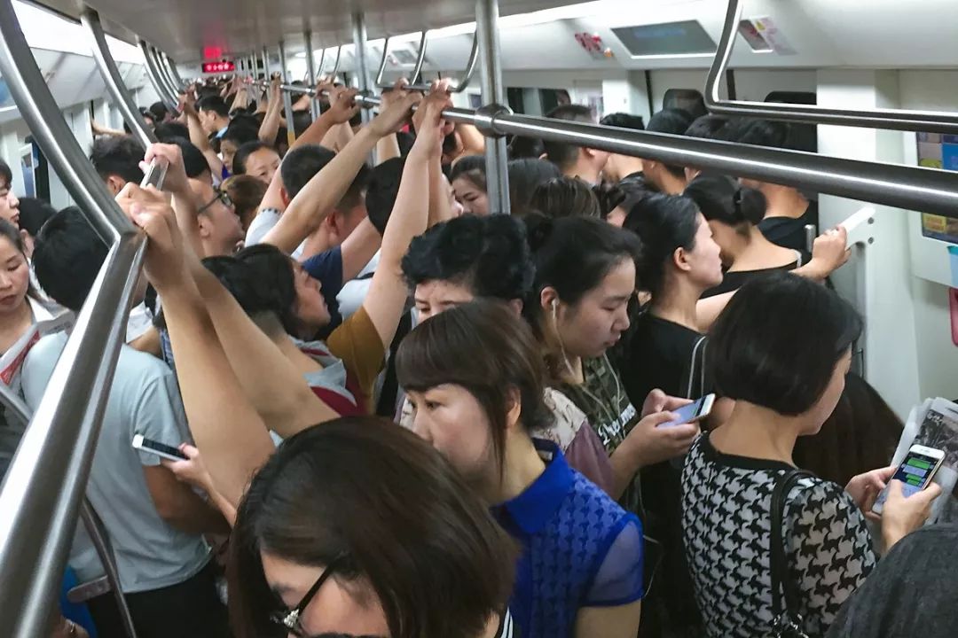 “作死”实测武汉最拥挤的地铁站！猜到了冠军也猜不中结局......
