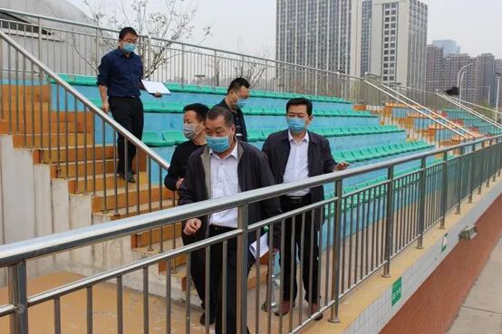 7、检查看台护栏 (复制).jpg