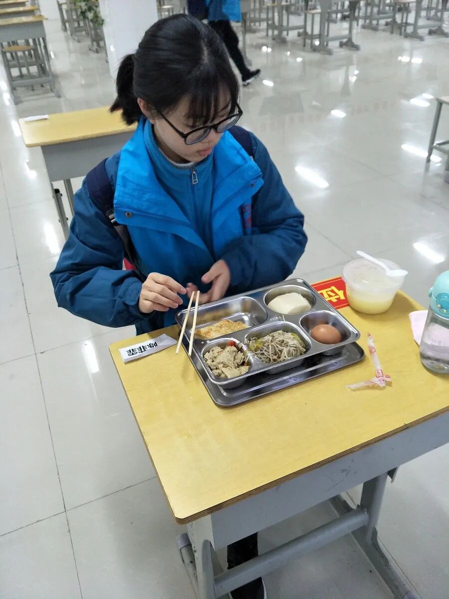 07学生早餐.jpg