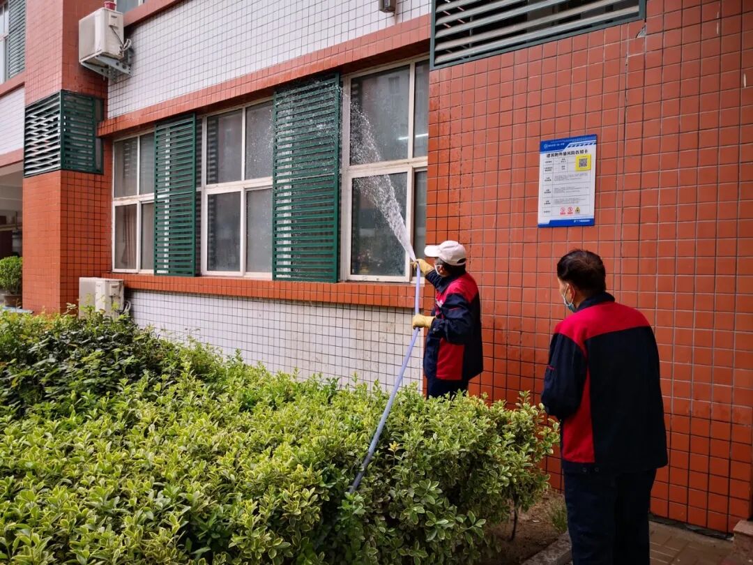 9校园保洁不马虎 (复制).jpg