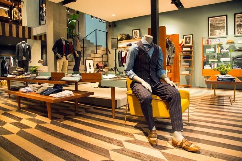 這家男裝店真會玩 將裁縫鋪 007 德州撲克搬到了體驗空間 尋夢時尚