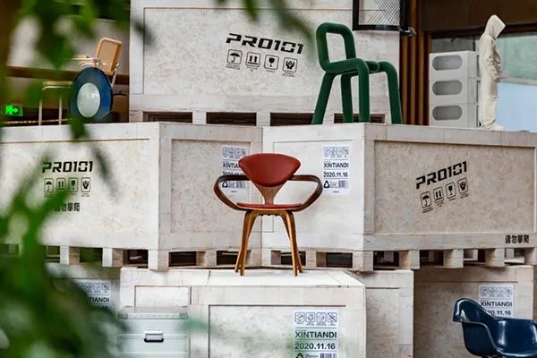 展览、画廊、潮玩……Ta告诉你:家具店也能这样玩!-微信头条网 展览、画廊、潮玩……Ta告诉你:家具店也能这样玩!
