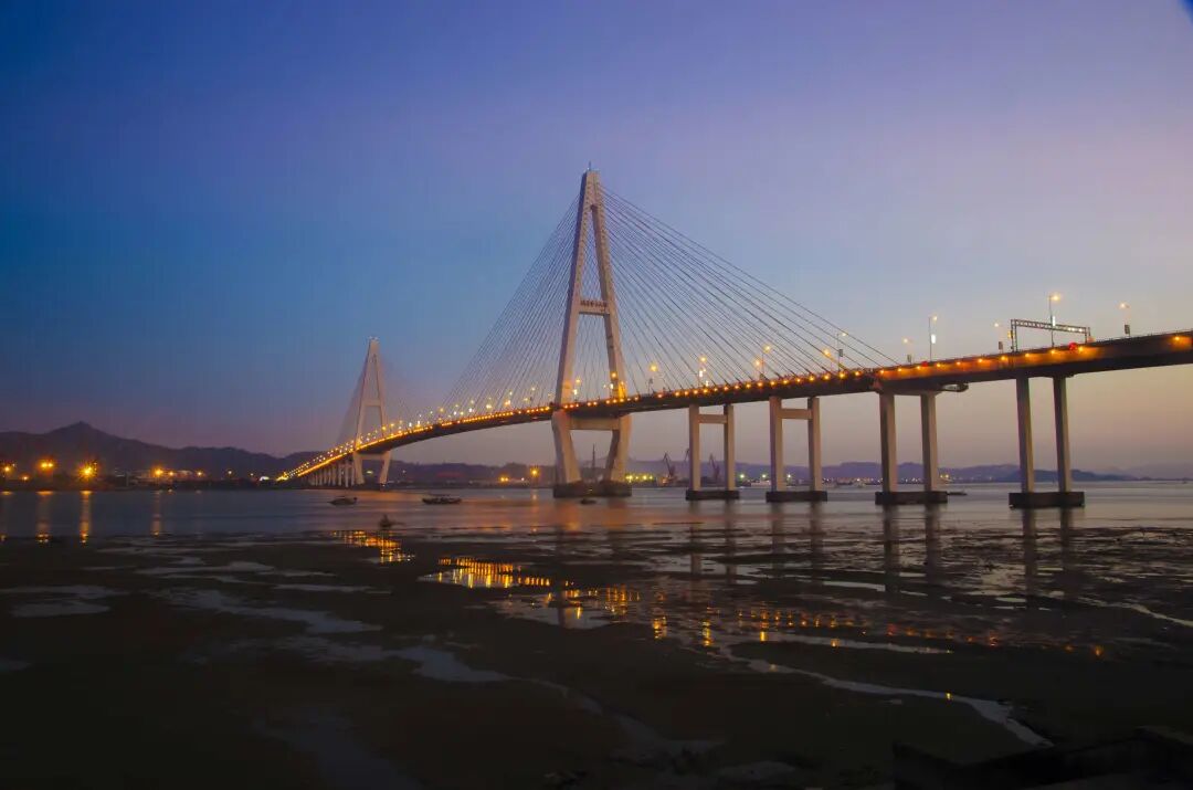 汕头市濠江区人民政府办公室