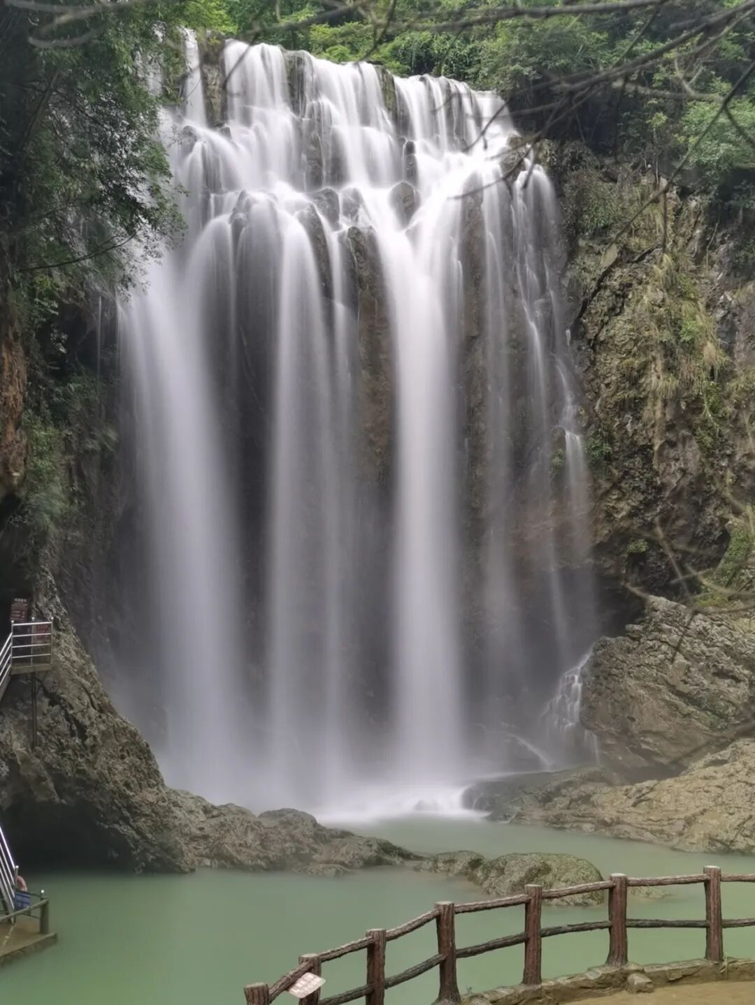 红果树瀑布进入丰水期,正是观景好时机