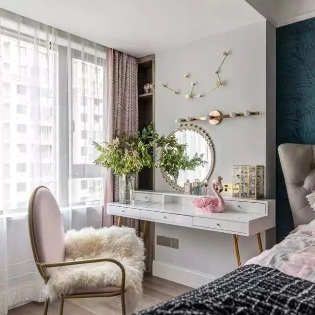 女生无法抗拒梳妆台，只需1㎡，好看实用省空间！