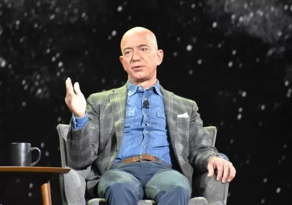 190606-bezos1-630x444.jpg