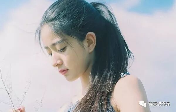 女人头发老是掉怎么办治疗女人严重掉发的方法