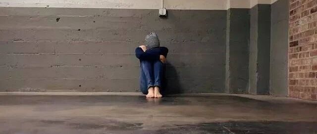 《求你了，让我安安静静地教书！》刷爆教师朋友圈！