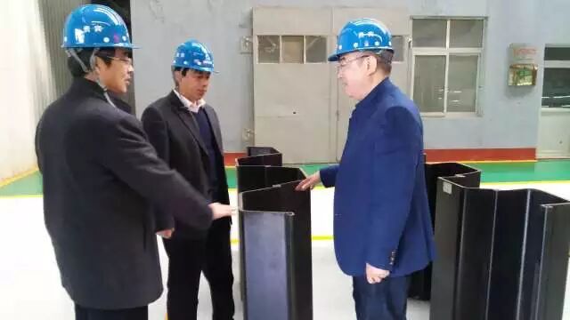 实地参观津西大H型钢生产线现场