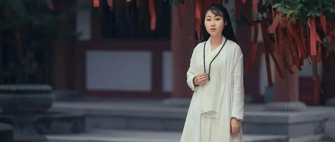 人到中年，四种关系要疏远……