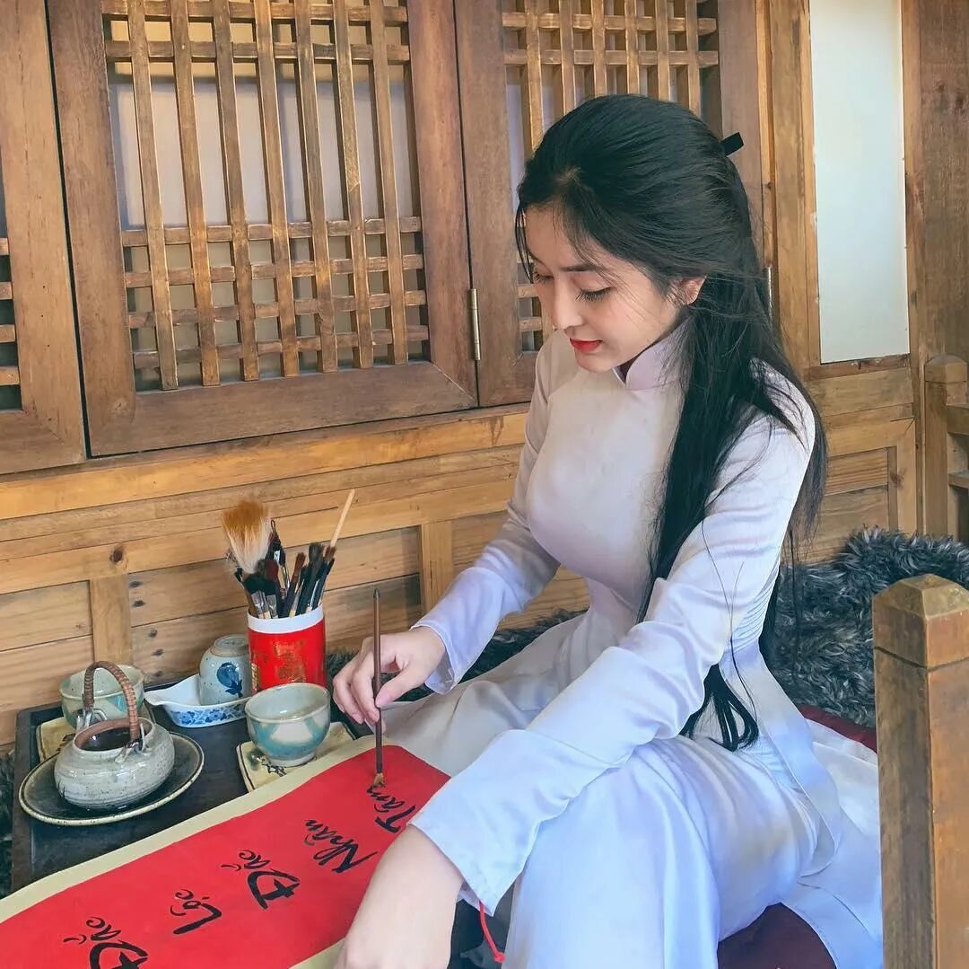 【美女】赵露思的脸、卡戴珊的身材，这个16岁“网红校花”真的没整吗？（组图） - 39