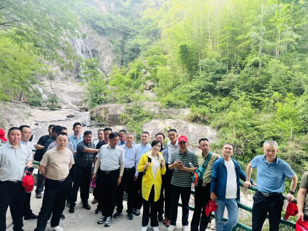 2025年优秀精英及党员同志研学活动圆满举行