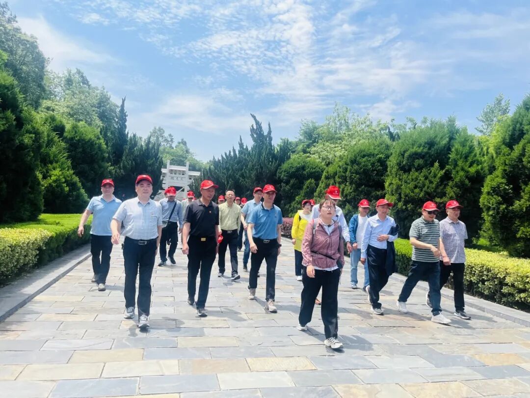 2025年优秀精英及党员同志研学活动圆满举行