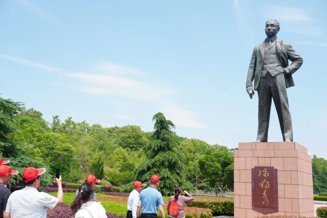 2025年优秀精英及党员同志研学活动圆满举行