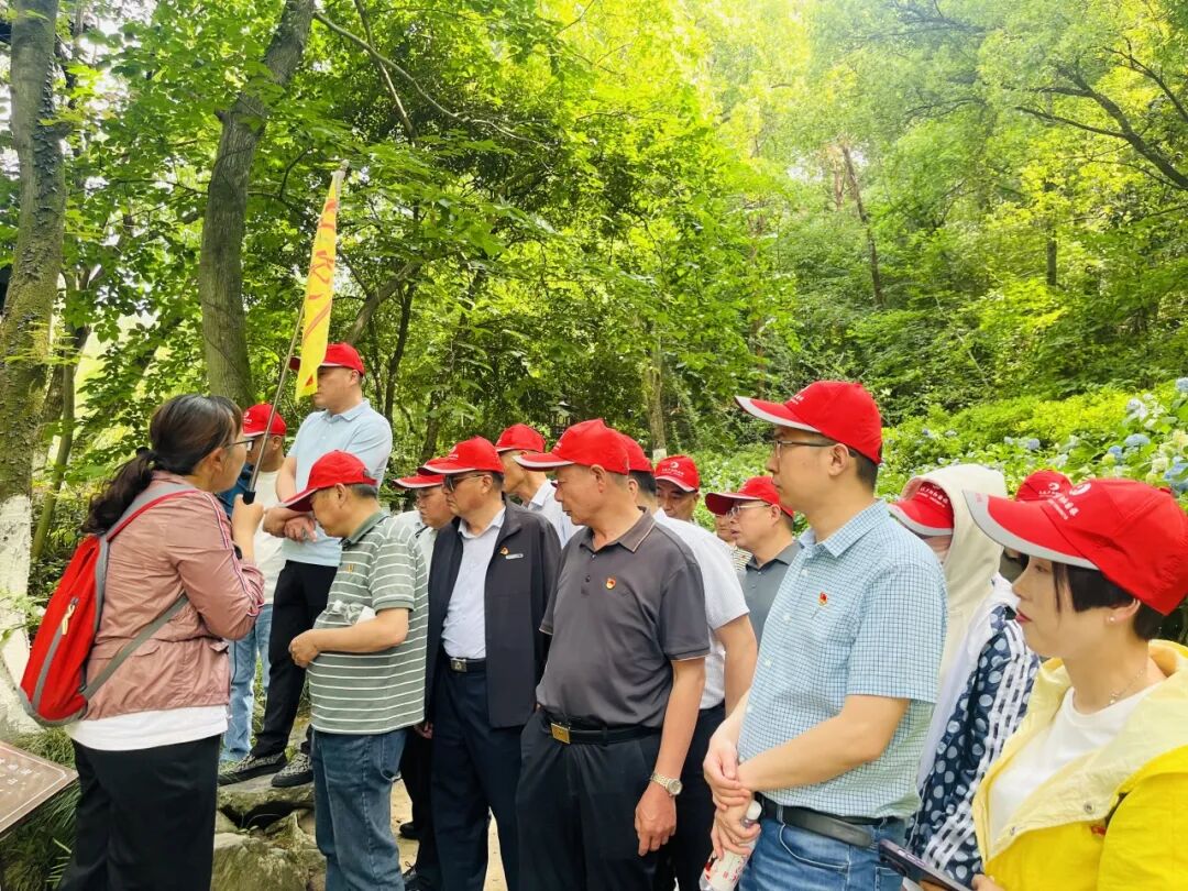 2025年优秀精英及党员同志研学活动圆满举行