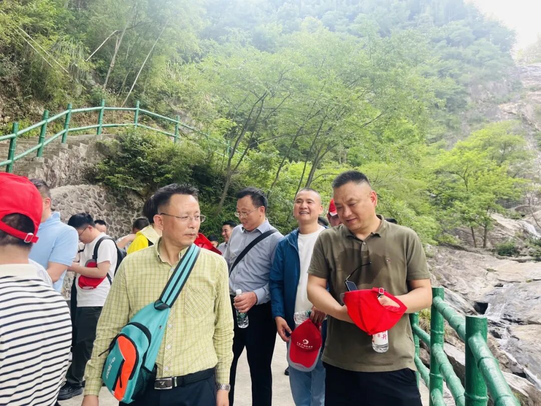 2025年优秀精英及党员同志研学活动圆满举行