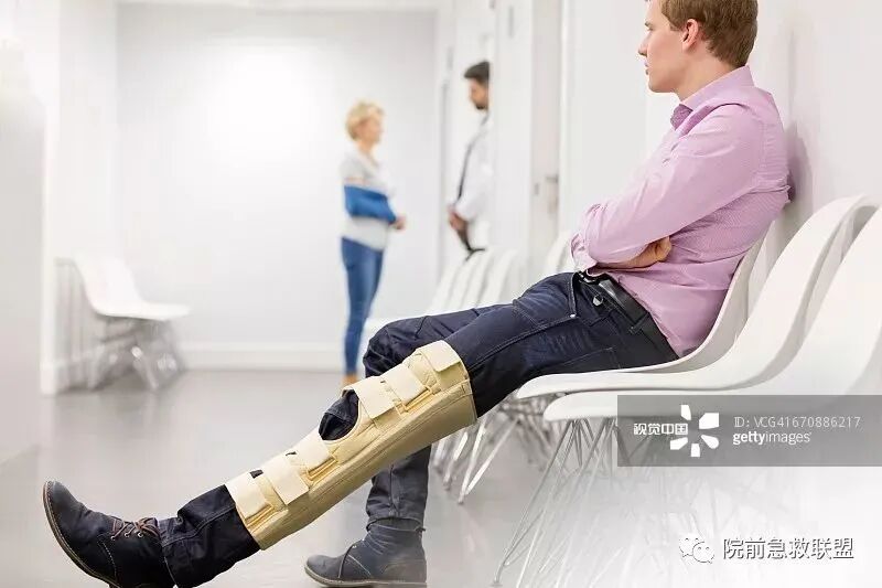 上肢夹板怎么用各种常见创伤急救措施，一文总结！_https://www.jmylbn.com_新闻资讯_第24张