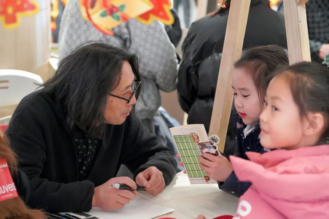 黑白畫冊印刷_宣傳畫冊印刷哪家好_公司畫冊印刷