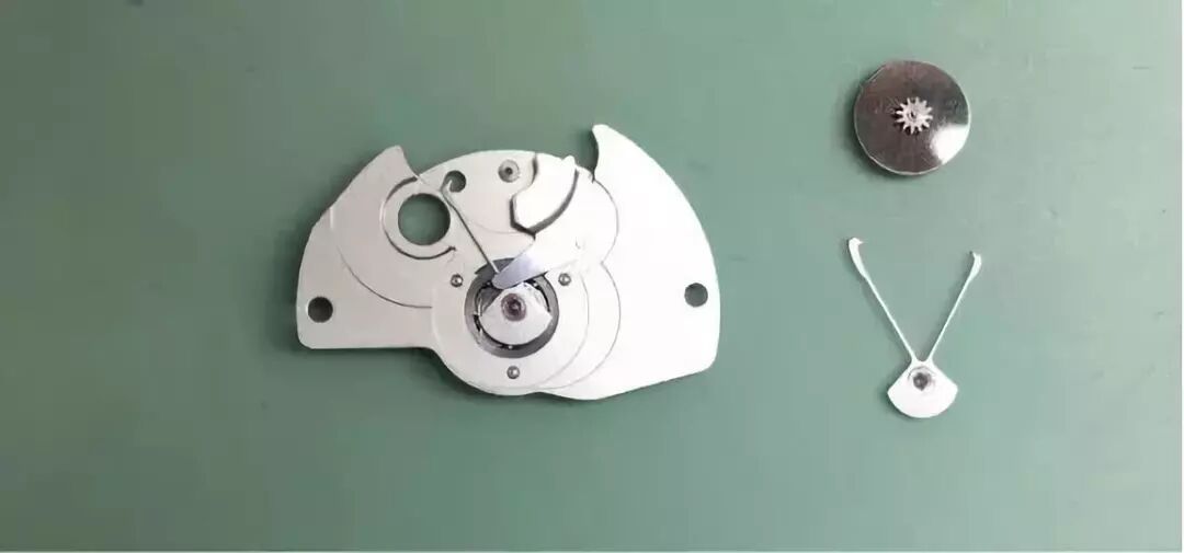 东方双狮新品机芯全面升级！