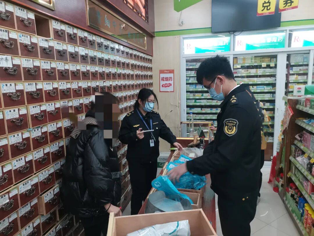 用过的医疗器械怎么处理涉嫌经营或使用过期药品、医疗器械？查！_https://www.jmylbn.com_新闻资讯_第2张