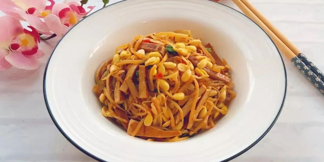 豆干跟它炒,营养好吃又补钙,适合夏季食用,好吃下饭还省时!-微信头条网 豆干跟它炒,营养好吃又补钙,适合夏季食用,好吃下饭还省时!