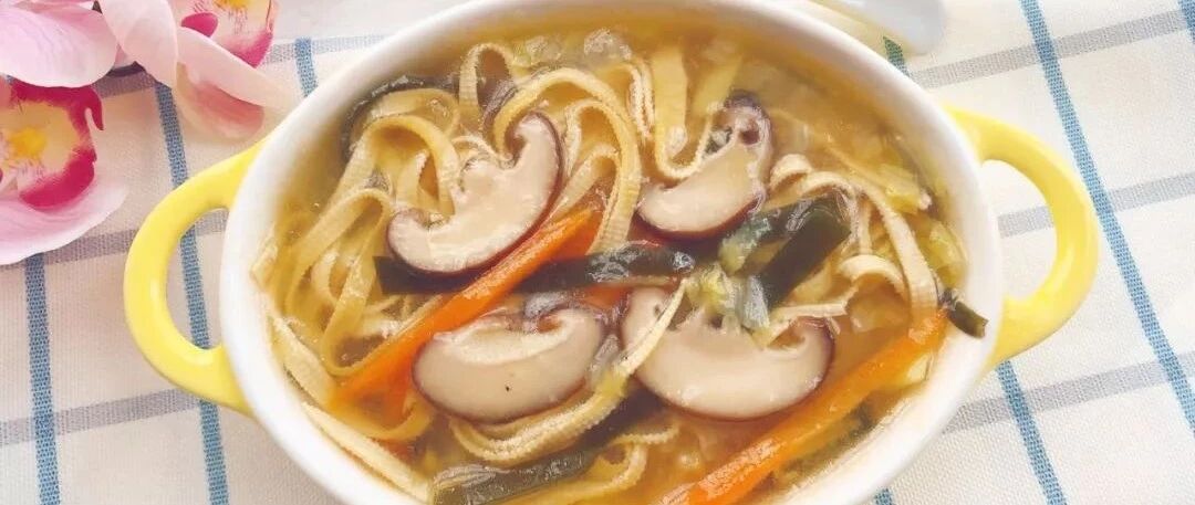 此汤多做给孩子喝，几块钱煮一锅，十分钟就搞定！