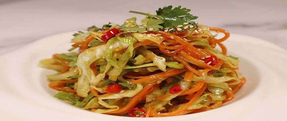 它的维生素含量比番茄多3倍，轻松一拌酸爽可口，提高免疫力要多吃