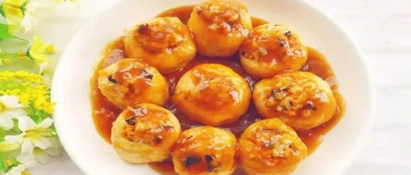 糯米和油豆腐也能做出一道美食！很香，能当饭能当菜，每次1大盘不够吃！