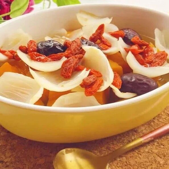 南瓜新做法，只需蒸一蒸，润肺又清火，增强免疫力，连孩子都抢着吃！