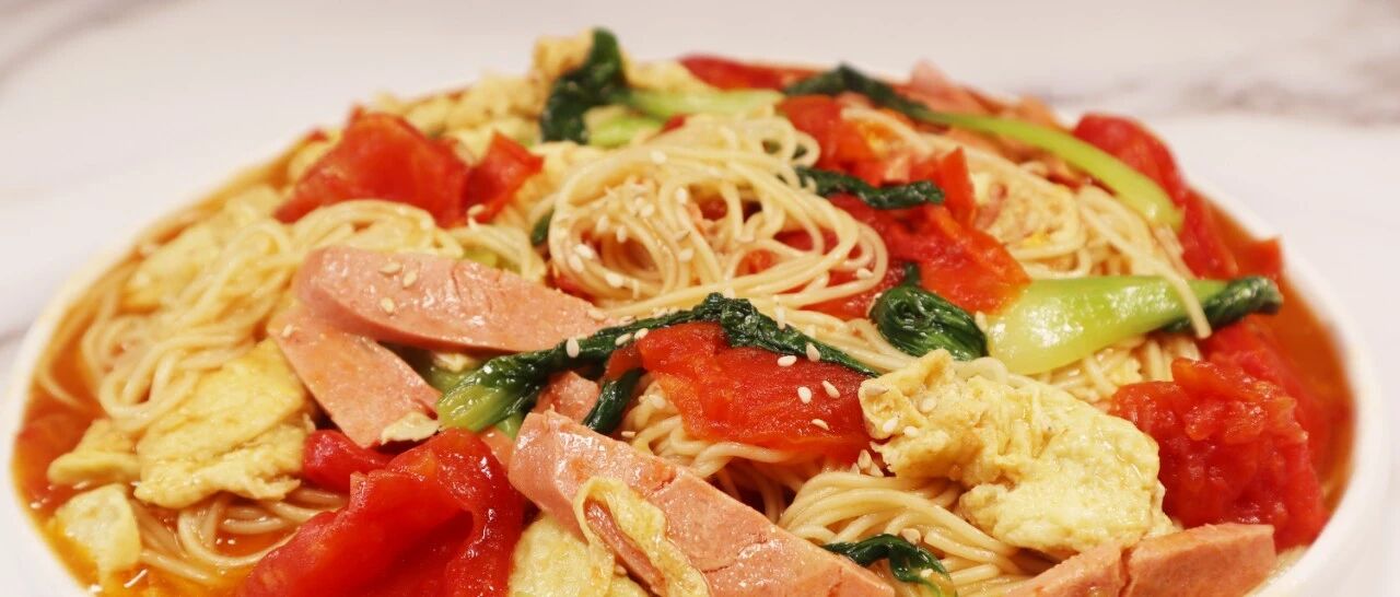 焖面最好吃的做法，它们简直就是黄金搭档，香味浓郁，营养美味！