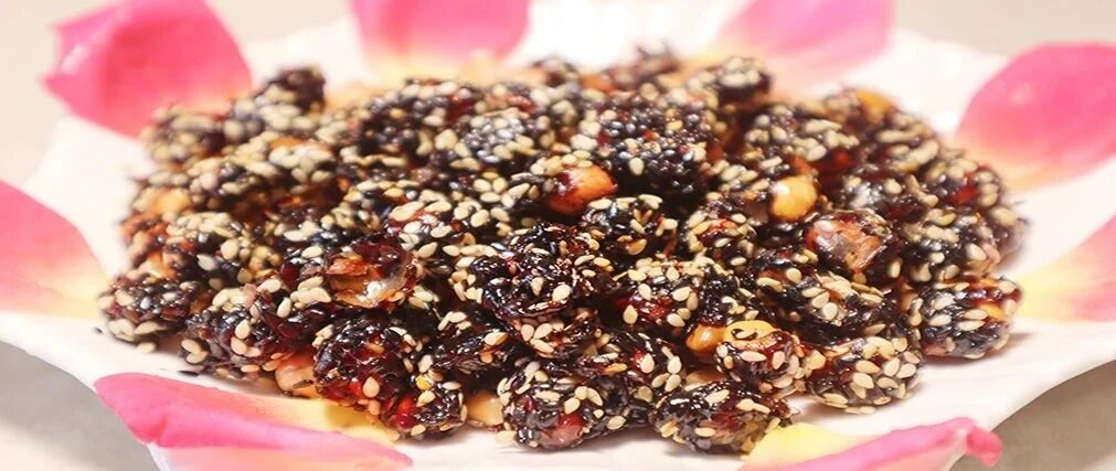 它有“长生果”的美称，每天吃几粒，养生又解馋，健康美食首选