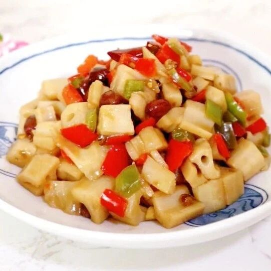 冬天一道家常菜，竟能滋补五脏，不愧是一身宝！想要开胃下饭就选它