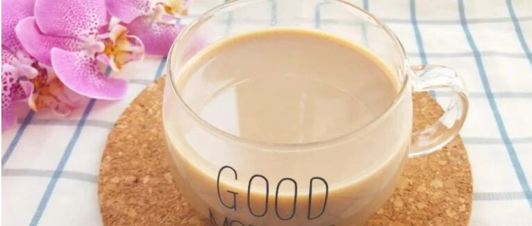 宅在家里自制珍珠奶茶，粒粒Q弹又美味，学会了再也不用买了！