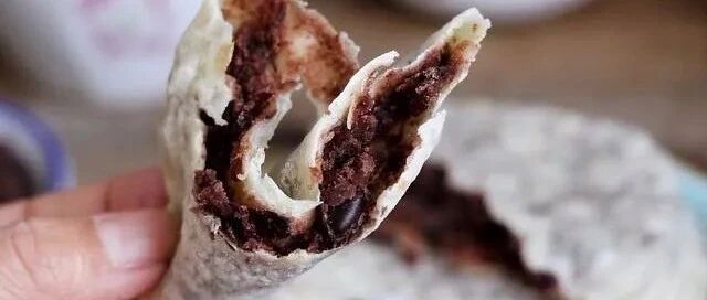 早餐，家人都爱吃这饼，软乎乎熟得快，一滴油都不用放