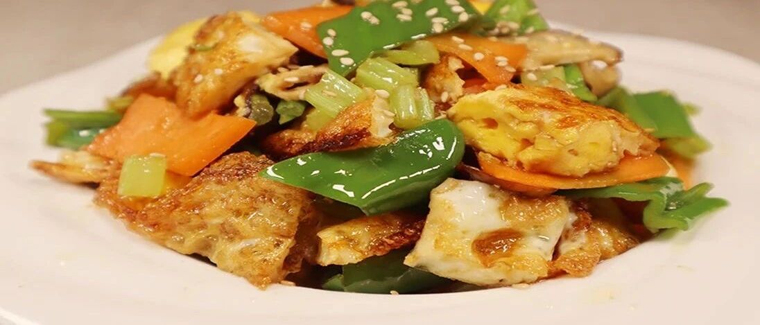 秋冬季节孩子最爱吃它，五彩缤纷很下饭，补钙益智还护眼