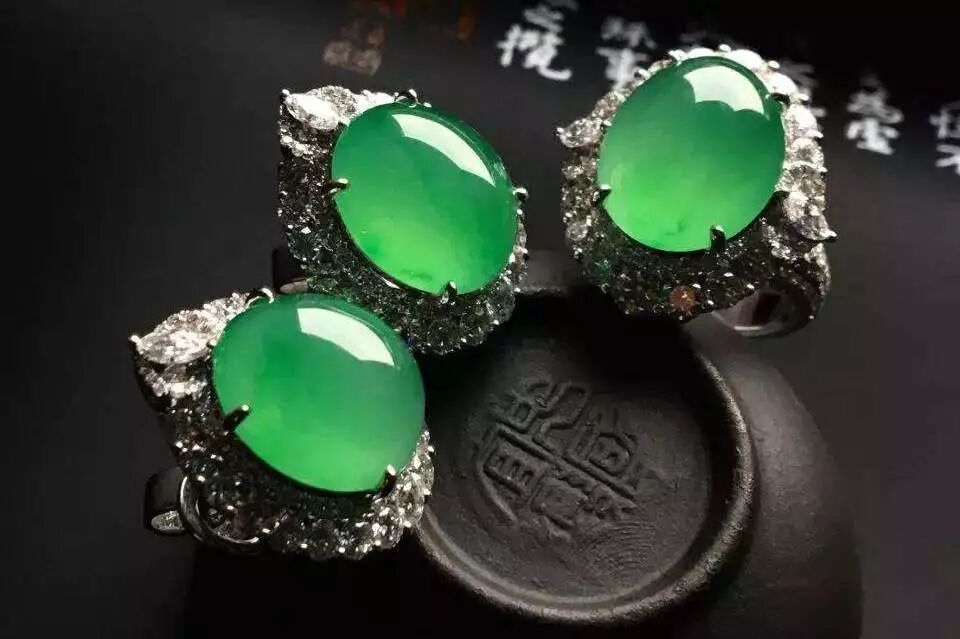 为什么说翡翠适合当做传家宝？？？