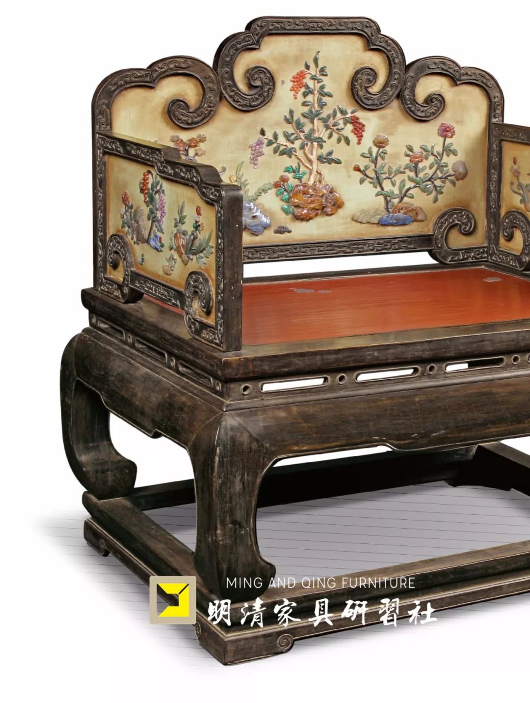 中国首辆劳斯莱斯车主和清宫御用宝座 中国首辆劳斯莱斯车主和清宫御用宝座