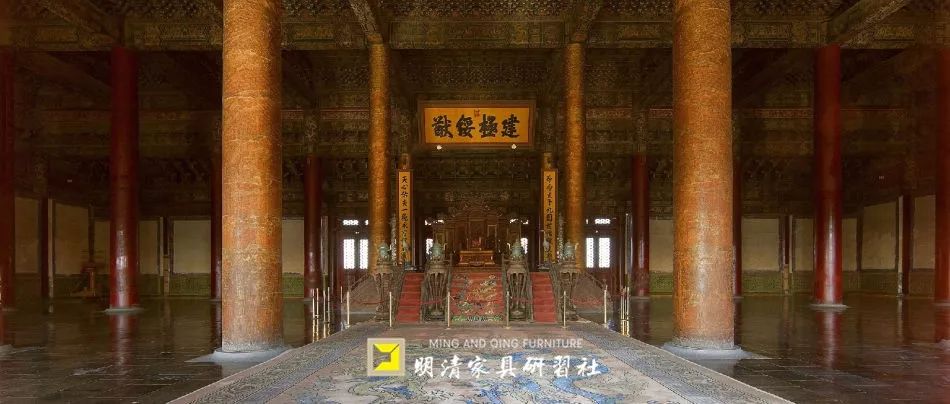 中国首辆劳斯莱斯车主和清宫御用宝座 中国首辆劳斯莱斯车主和清宫御用宝座