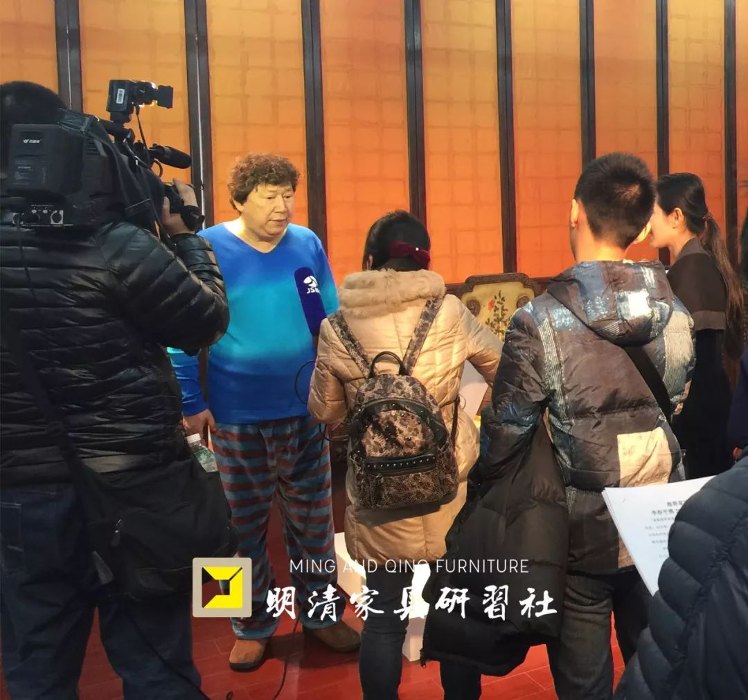 中国首辆劳斯莱斯车主和清宫御用宝座 中国首辆劳斯莱斯车主和清宫御用宝座