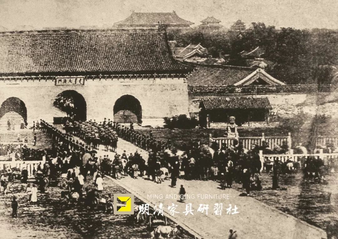 中国首辆劳斯莱斯车主和清宫御用宝座 中国首辆劳斯莱斯车主和清宫御用宝座