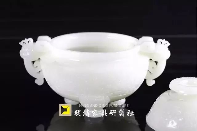 外星来客外形似“烤鸭”,146公斤,底价1.2亿 外星来客外形似“烤鸭”,146公斤,底价1.2亿