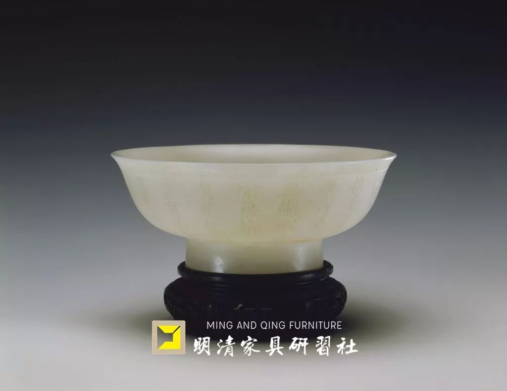 外星来客外形似“烤鸭”,146公斤,底价1.2亿 外星来客外形似“烤鸭”,146公斤,底价1.2亿