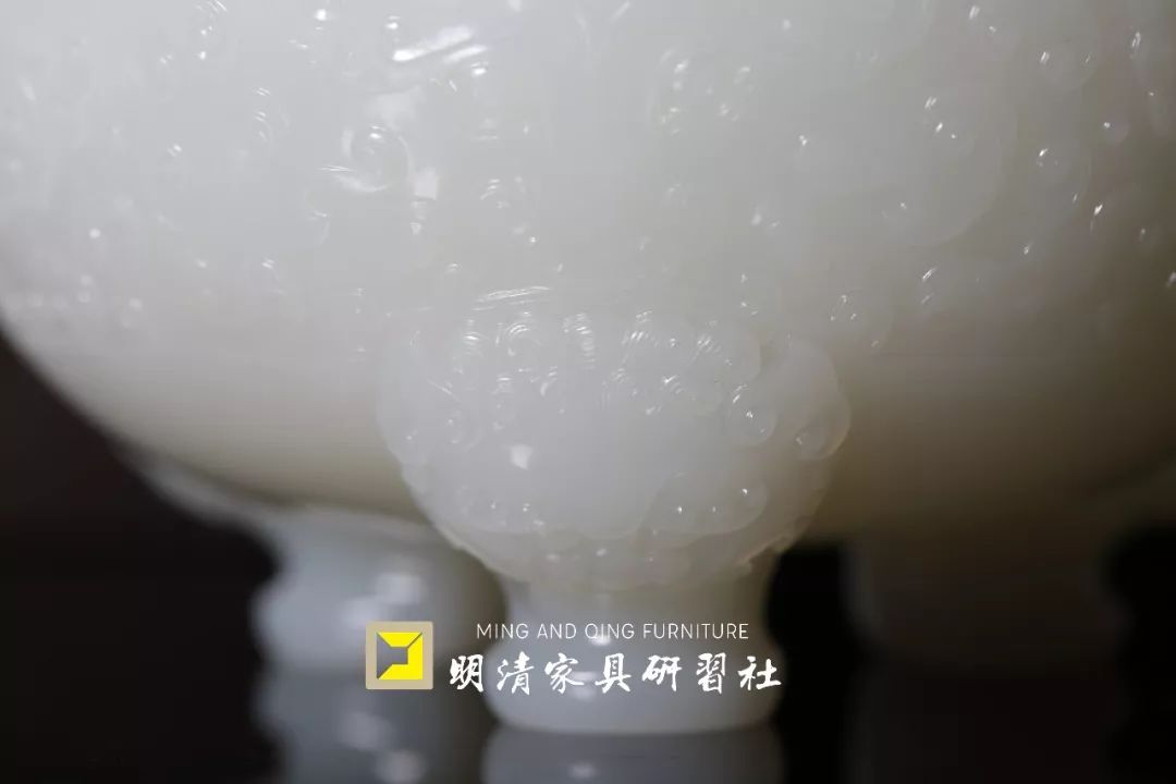 外星来客外形似“烤鸭”,146公斤,底价1.2亿 外星来客外形似“烤鸭”,146公斤,底价1.2亿