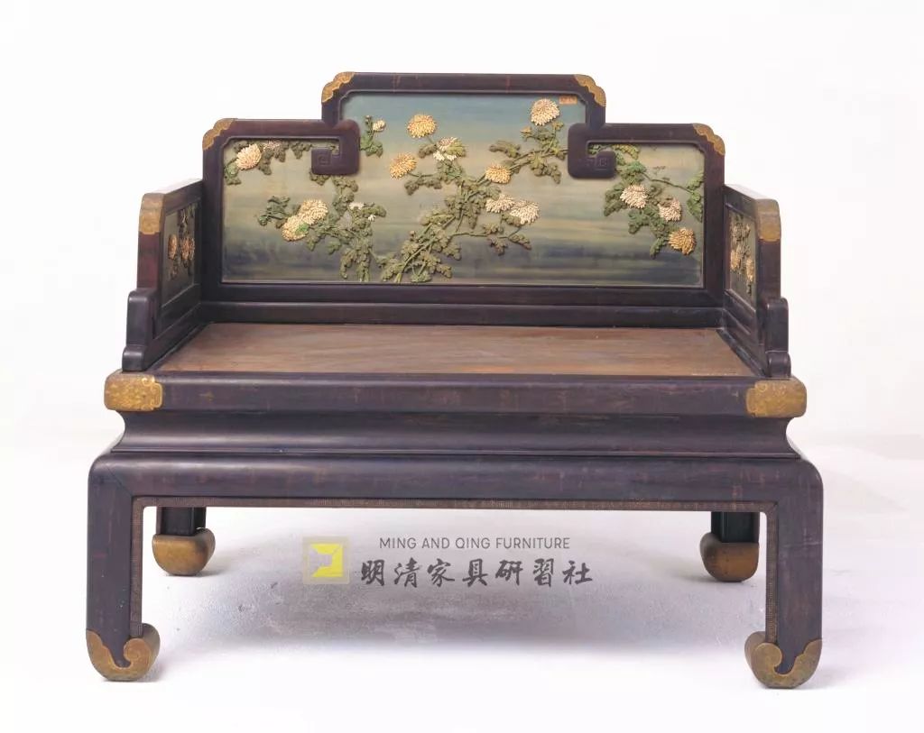 把对生活的期许都雕刻在家具上 把对生活的期许都雕刻在家具上