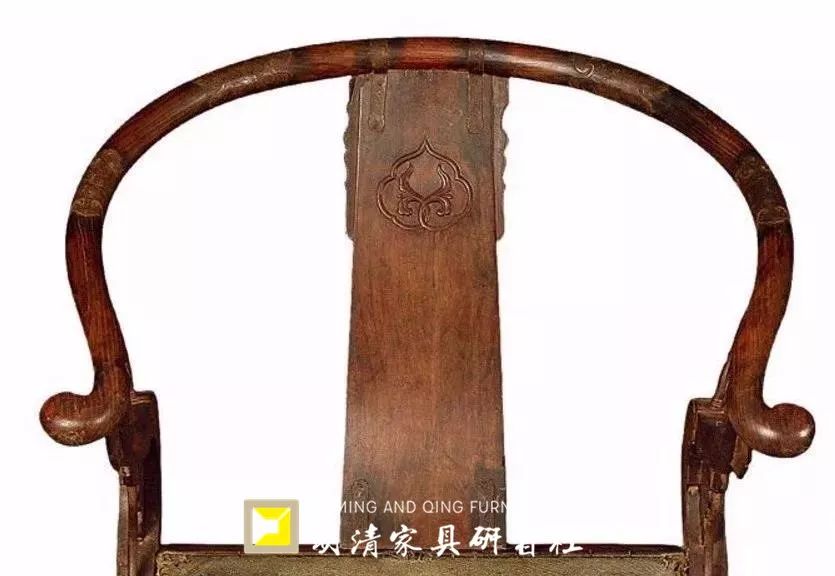 這張交椅憑什么賣出了6944萬的天價? 這張交椅憑什么賣出了6944萬的天價?